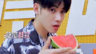 娱乐吃瓜酱帅哥